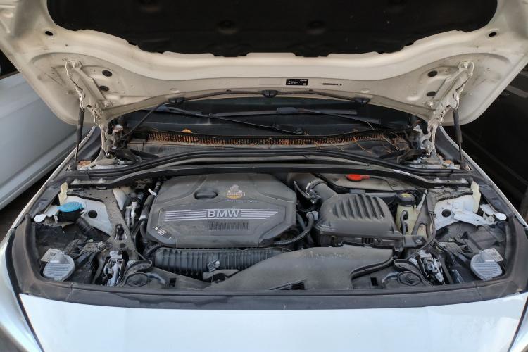 宝马2系(进口) 2021款 225i 四门轿跑车 M运动套装机舱底盘24