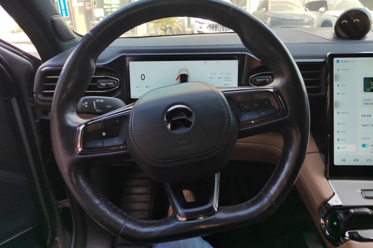 蔚来ES6 2020款 610KM 性能版中控内饰13