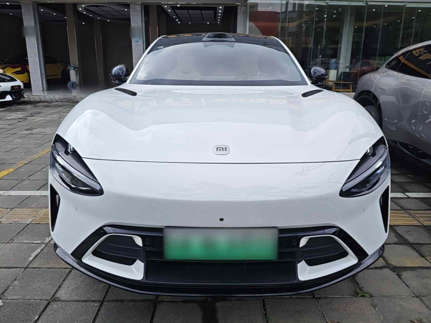 小米汽车 小米YU7 2025款 超长续航高性能四驱Max版(1)