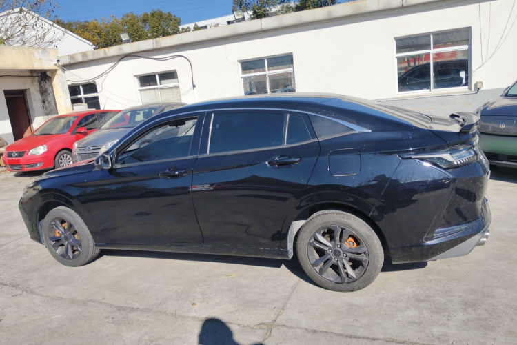 东风风神 奕炫 2023款 马赫版 1.5L 自动追风版车身外观6003