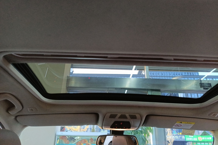 宝马3系 2018款 320Li 领先型M运动套装局部细节22