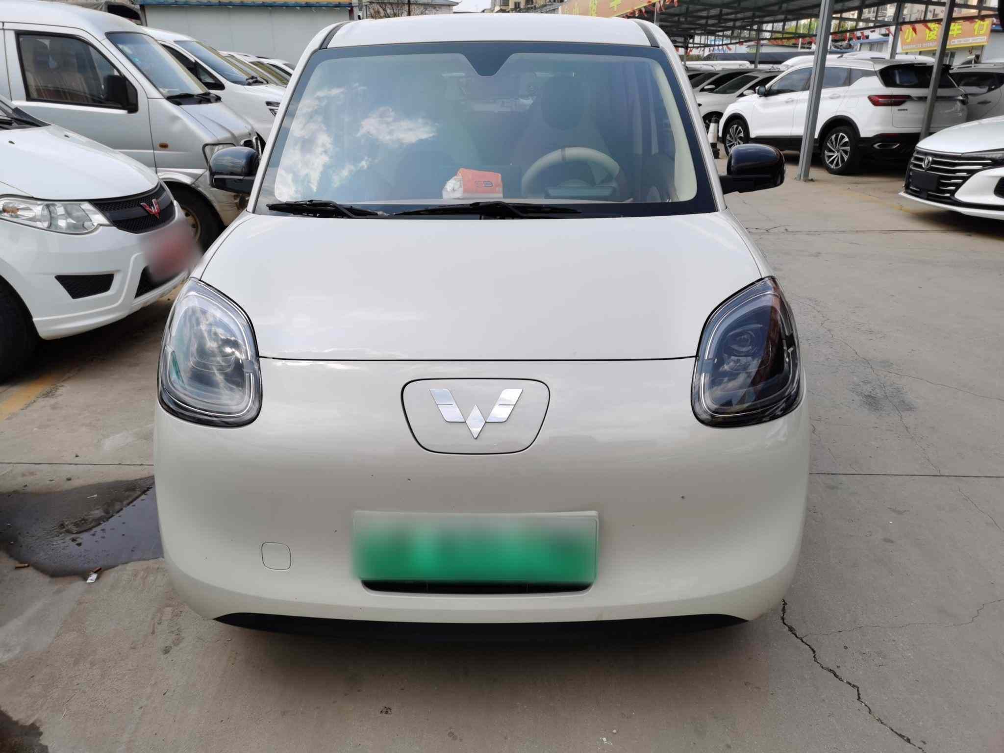 五菱汽车 宏光MINIEV 2025款 第四代 四门版 进阶款(1)