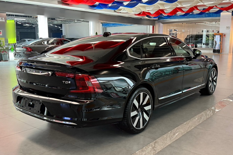 沃尔沃S90新能源 2025款 插电式混动 四驱长续航智雅豪华版车身外观6005