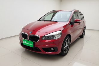 宝马2系多功能旅行车 2015款 218i 运动设计套装