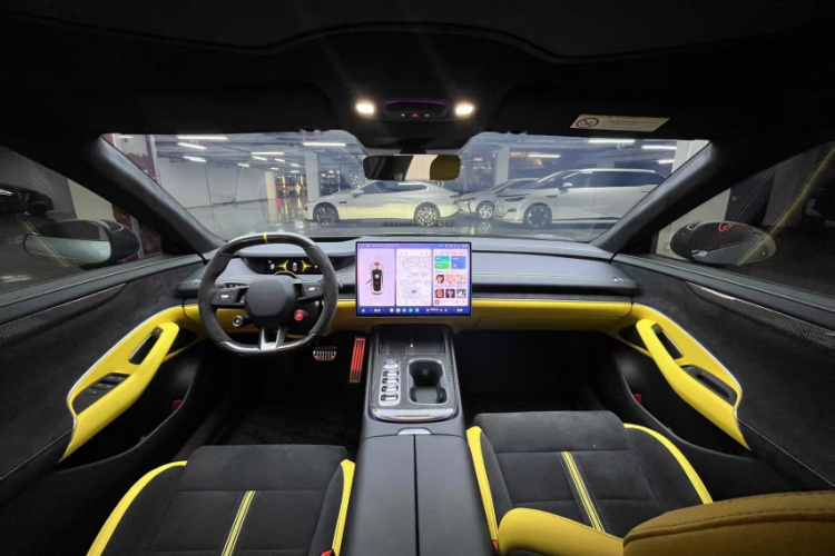 小米汽车 小米SU7 Ultra 2025款 Ultra中控内饰7007