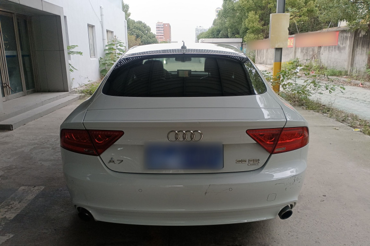 奥迪A7 2013款 35 FSI quattro进取型车身外观6