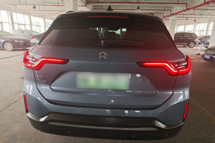 蔚来ES6 2020款 420KM 运动版车身外观6004