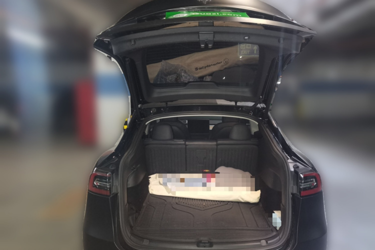 特斯拉 Model Y 2022款 后轮驱动版局部细节23