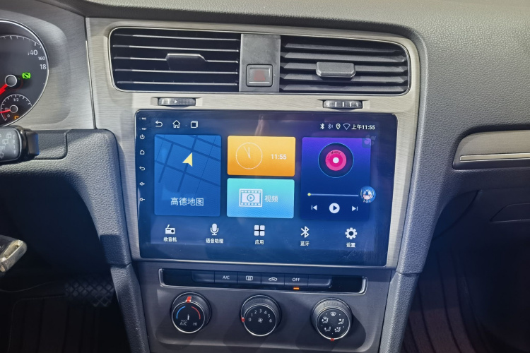 大众 高尔夫 2016款 1.6L 自动舒适型中控内饰7004