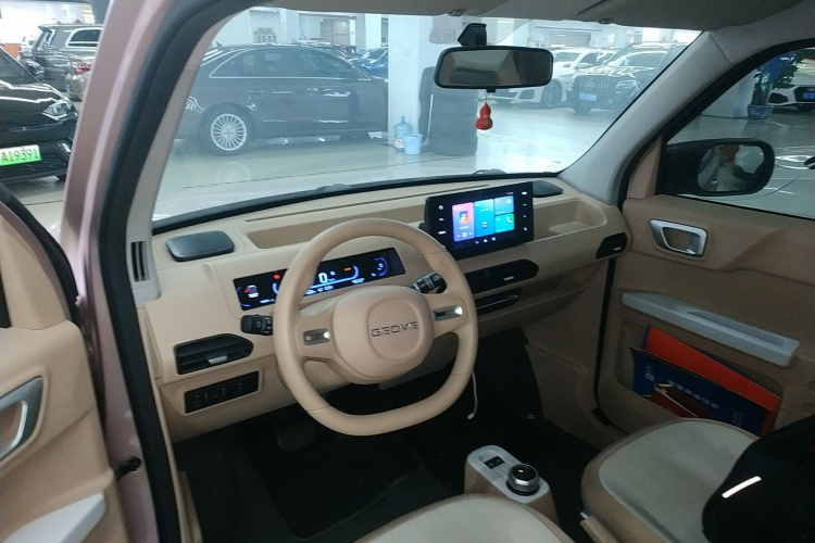 吉利银河 2024款 熊猫mini 200km 龙腾PRO版中控内饰12