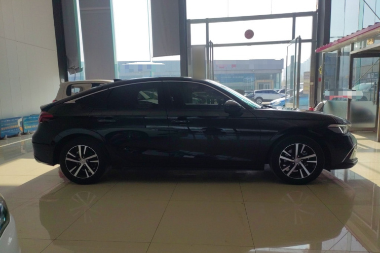 本田 思域 2023款 HATCHBACK 240TURBO CVT极跃版车身外观6002