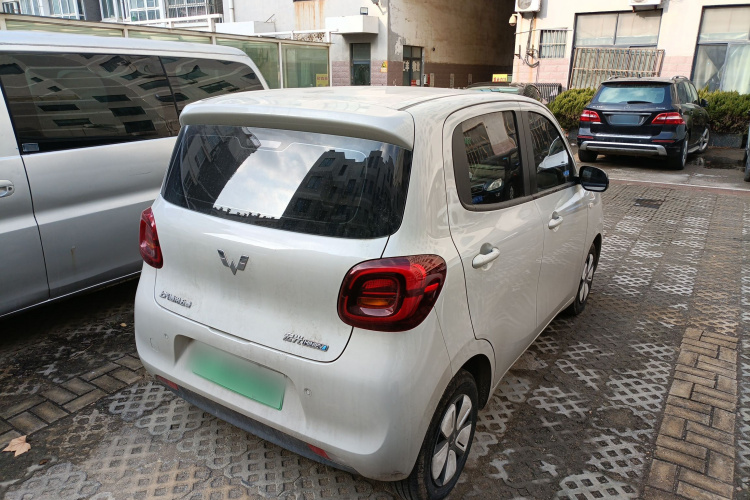 五菱汽车 宏光MINIEV 2025款 四门版 臻享+款车身外观7