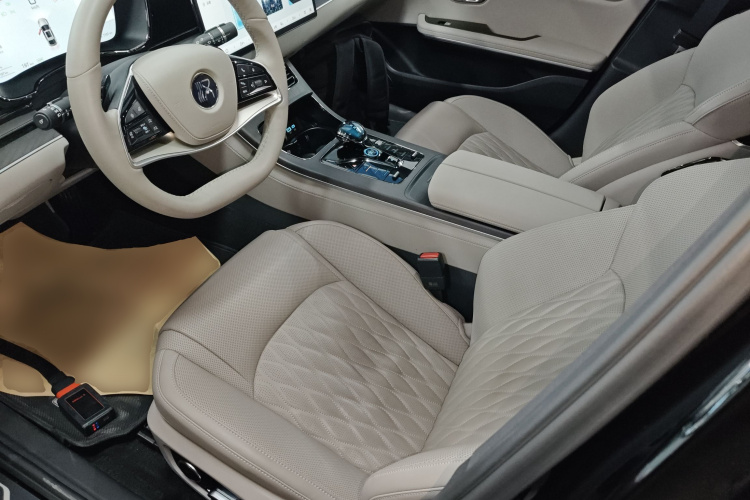 比亚迪 汉 2025款 DM-i 125KM激光雷达智驾型中控内饰19