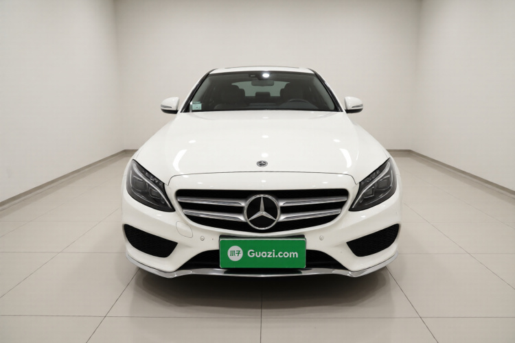 奔驰C级 2018款 C 180 L 时尚型运动版车身外观2