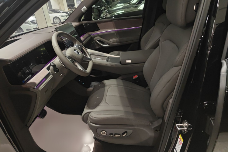 腾势N9 2025款 旗舰型局部细节19