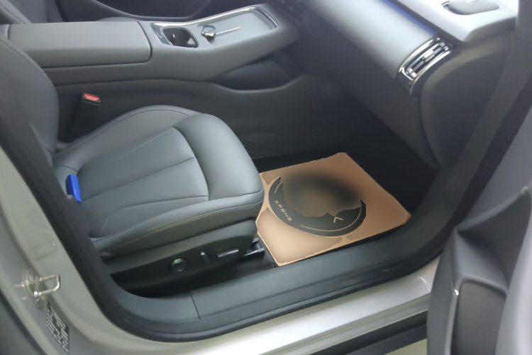 小鹏P7+ 2024款 超长续航 Max局部细节41