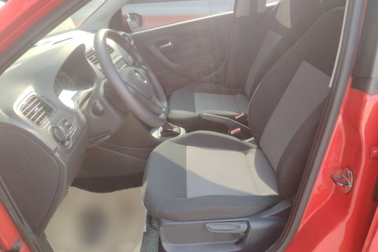 大众 Polo 2016款 1.4L 自动风尚型局部细节19