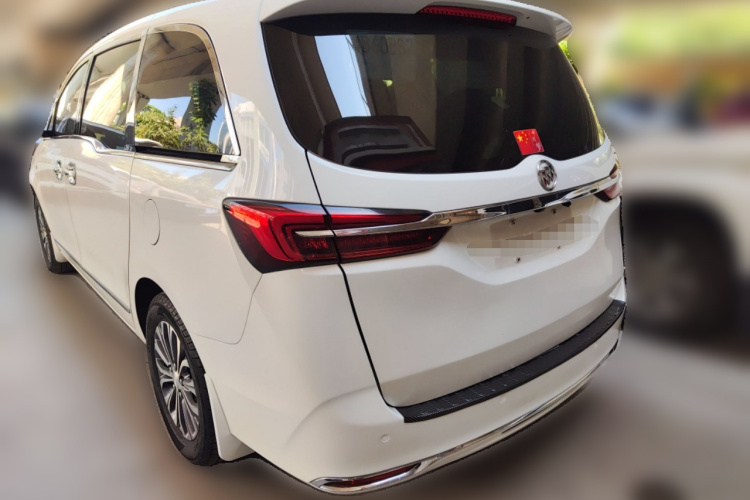 别克GL8 2020款 陆上公务舱 652T 豪华型车身外观5