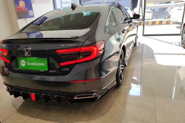 本田 雅阁 2022款 260TURBO 幻夜·尊贵版车身外观6006