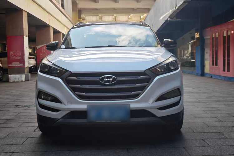 现代 途胜 2018款 1.6T 双离合两驱15周年特别版车身外观6001