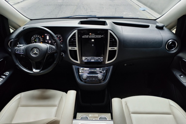 奔驰 威霆 2016款 2.0T 商务版车身外观6004