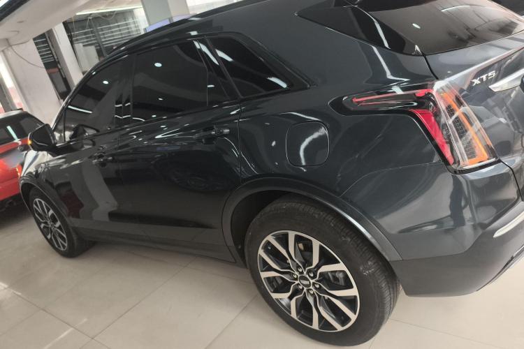 凯迪拉克XT5 2022款 2.0T 四驱豪华型（蜂鸟版）车身外观4