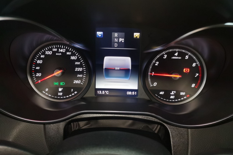 奔驰C级 2018款 C 200 L 运动版 成就特别版局部细节14