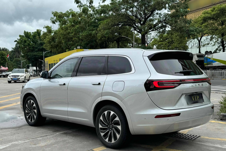 鸿蒙智行 问界M7 2024款 1.5T 后驱Plus版 5座车身外观6005