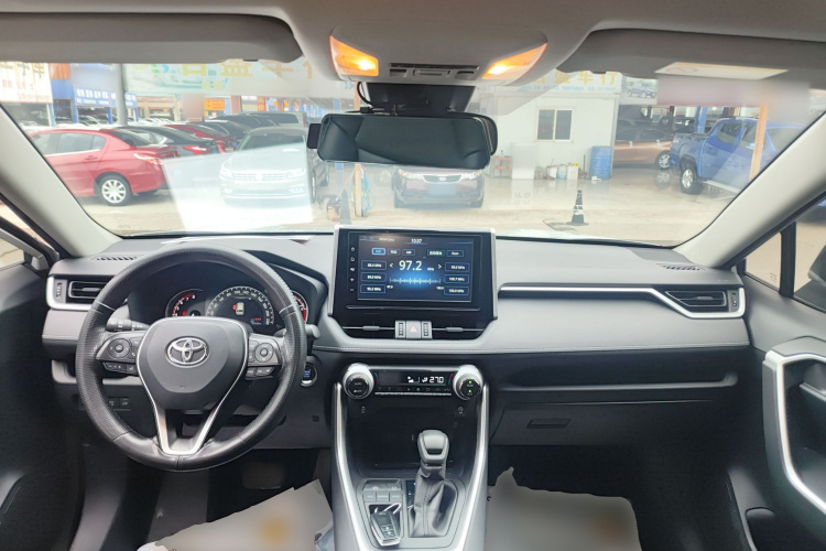 丰田 RAV4荣放 2020款 2.0L CVT两驱风尚版中控内饰7002