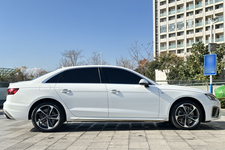 奥迪A4L 2023款 40 TFSI 时尚动感型车身外观6005
