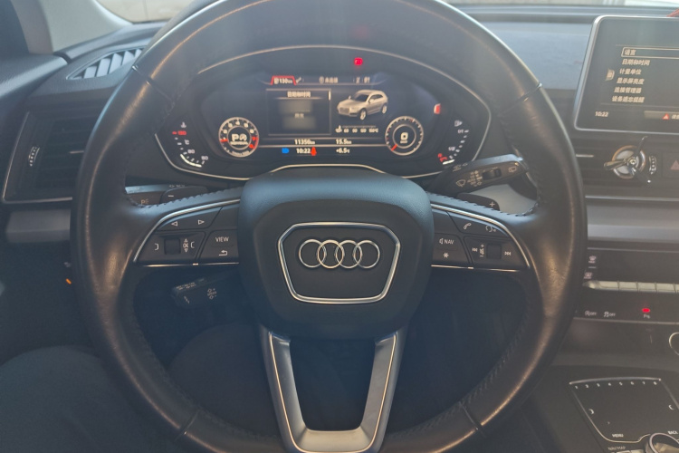 奥迪Q5L 2020款 改款 40 TFSI 荣享时尚型中控内饰13