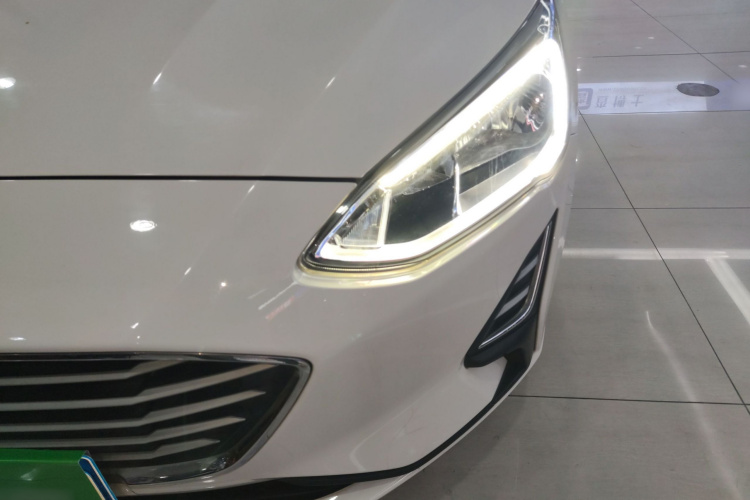 福特 福克斯 2019款 两厢 1.5L 手动锋跃型 国V局部细节36