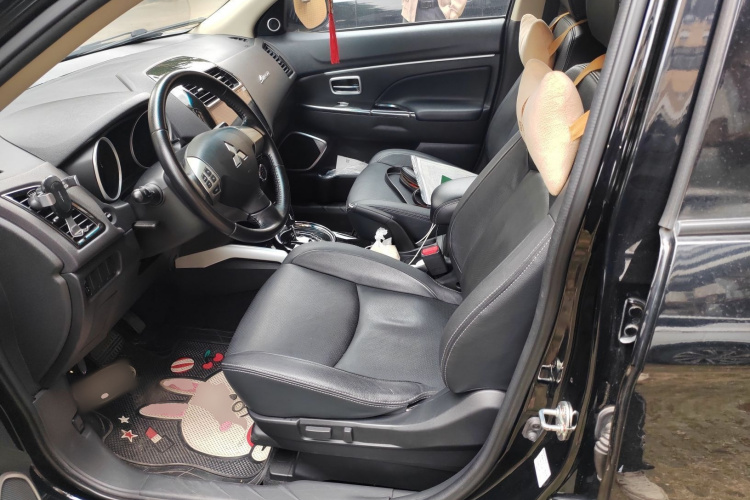 三菱 劲炫ASX 2018款 2.0L CVT两驱尊享版局部细节19