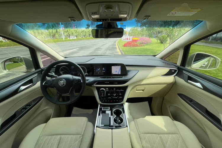 别克GL8 2022款 ES陆尊 653T 豪华型中控内饰12