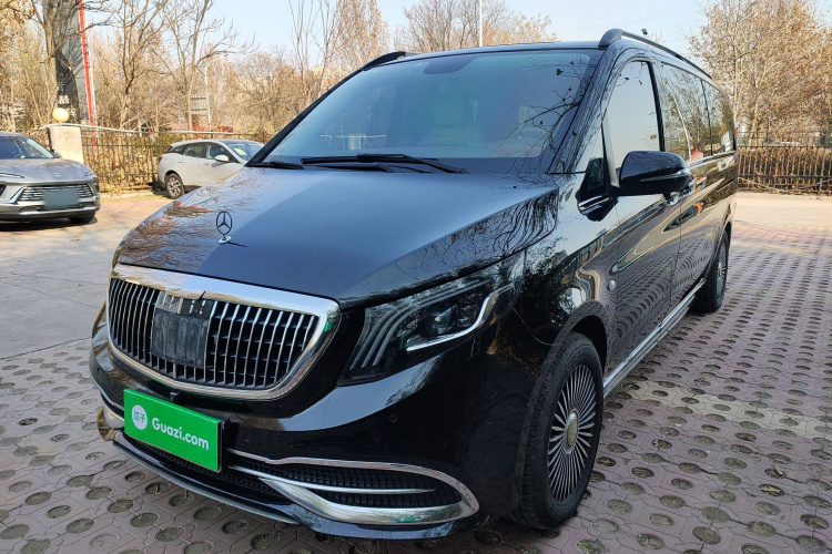 奔驰 威霆 2021款 2.0T 商务版 7座车身外观1