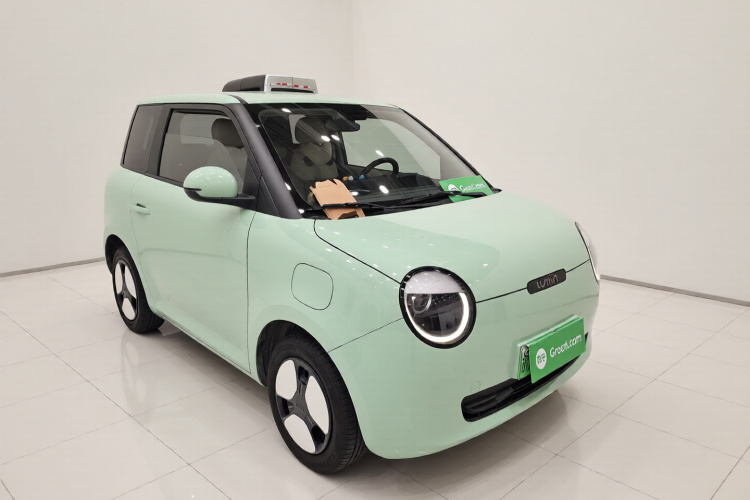 长安启源 长安Lumin 2023款 301km 蜜沁款车身外观3