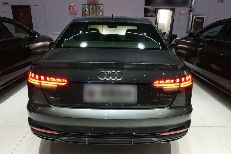 奥迪A4L 2024款 40 TFSI 豪华动感型车身外观6004