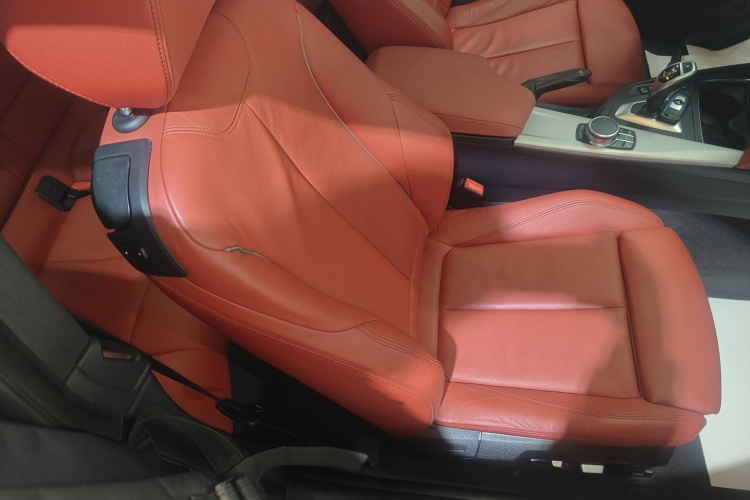 宝马4系 2019款 425i M运动曜夜版局部细节41