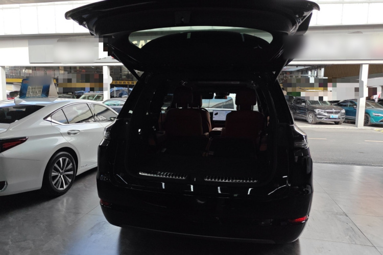 理想汽车 理想L9 2024款 Ultra机舱底盘23