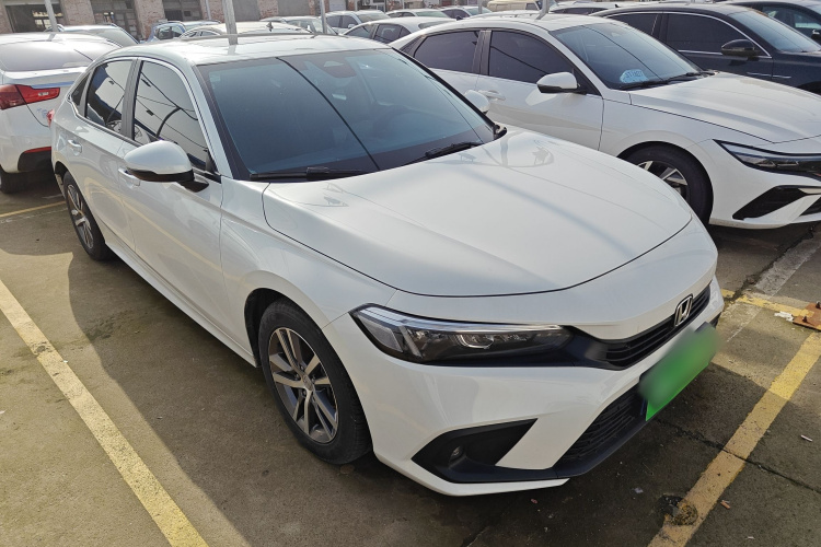 本田 思域 2023款 240TURBO CVT劲势版车身外观3