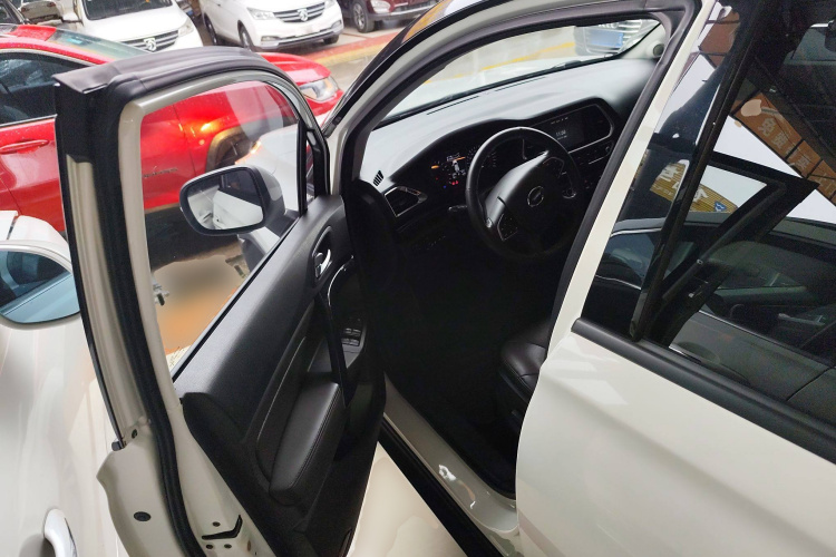 广汽传祺 传祺GS4 2017款 235T 自动两驱豪华智联版中控内饰20