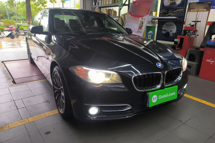 宝马5系 2014款 525Li 豪华设计套装车身外观6002