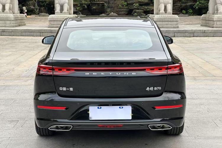奔腾B70 2024款 龙腾版 1.5T 领创型车身外观6