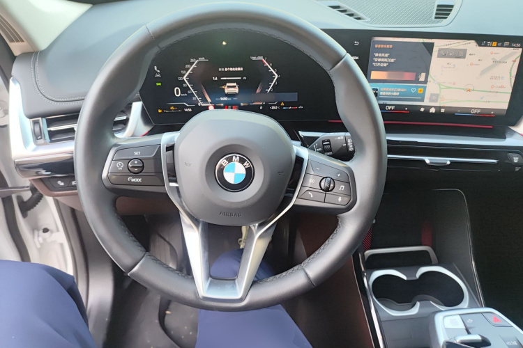 宝马X1 2023款 sDrive25Li X设计套装中控内饰13