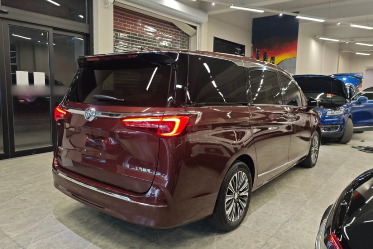 别克GL8 2022款 ES陆尊 653T 旗舰型车身外观6005