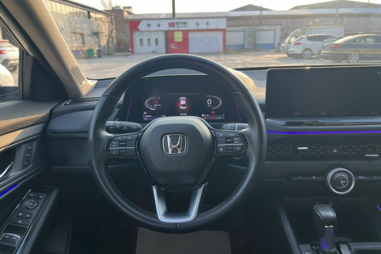 本田 雅阁 2023款 260TURBO 卓越版中控内饰7007