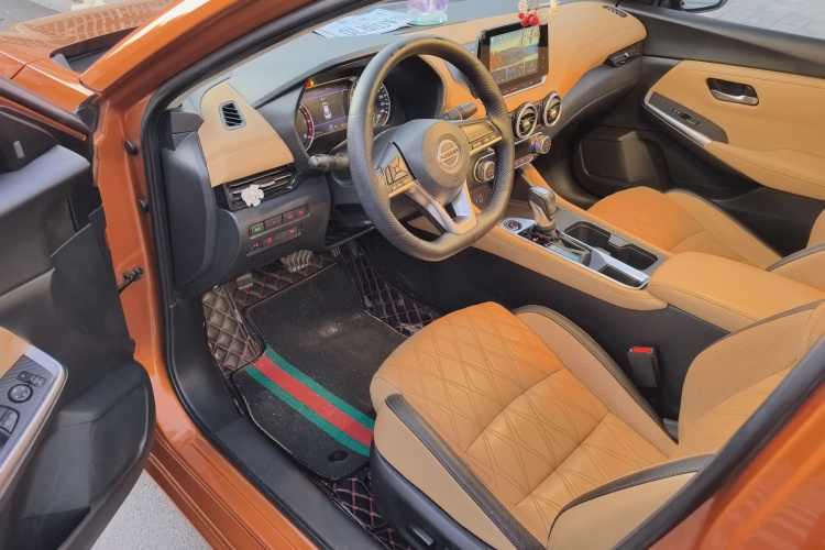 日产 轩逸 2021款 1.6L TOP CVT奢享版中控内饰7001