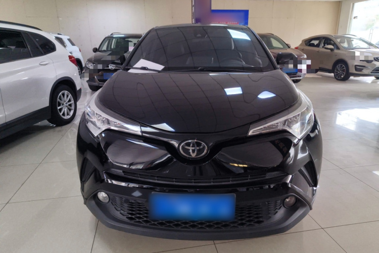 丰田C-HR 2018款 2.0L 领先特别版 国V车身外观2