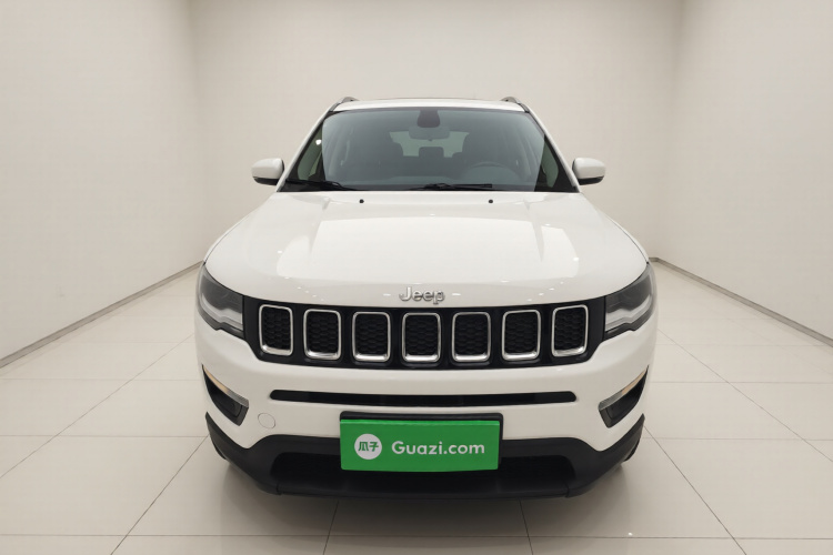 Jeep 指南者 2017款 200T 自动家享版车身外观2