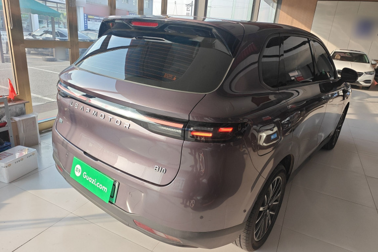 零跑汽车 零跑B10 2025款 510悦享版车身外观7